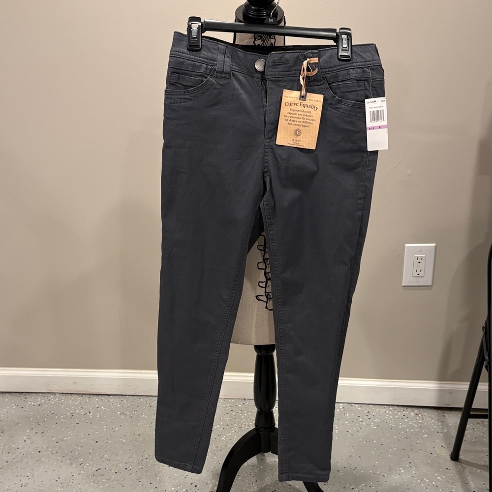 NWT Democracy ab Technology Freedom Ankle Skimmer